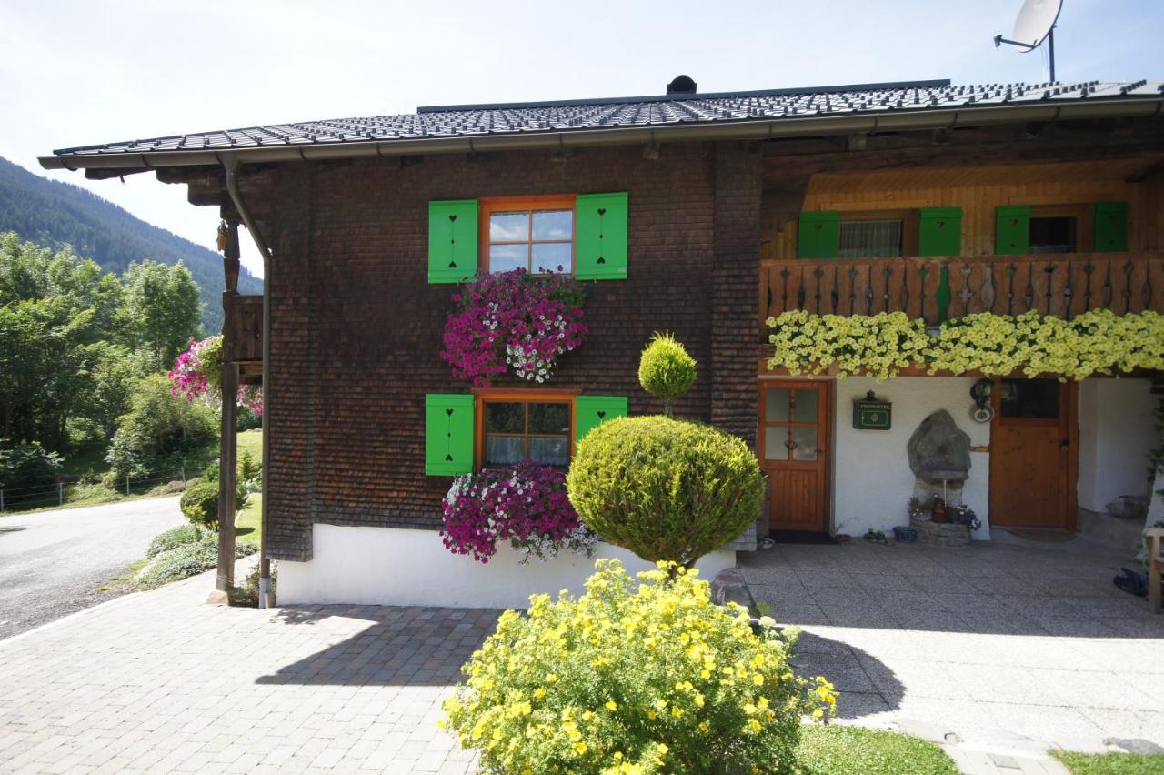 Haus Aelpele Apartment Klosterle am Arlberg Exterior foto